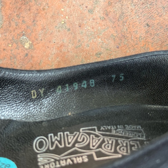 Salvatore Ferragamo Black Suede Pumps - size 7.5 - Picture 7 of 7